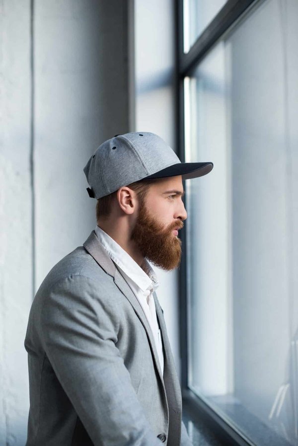 Casquette homme : Un accessoire à la fois essentiel et stylé